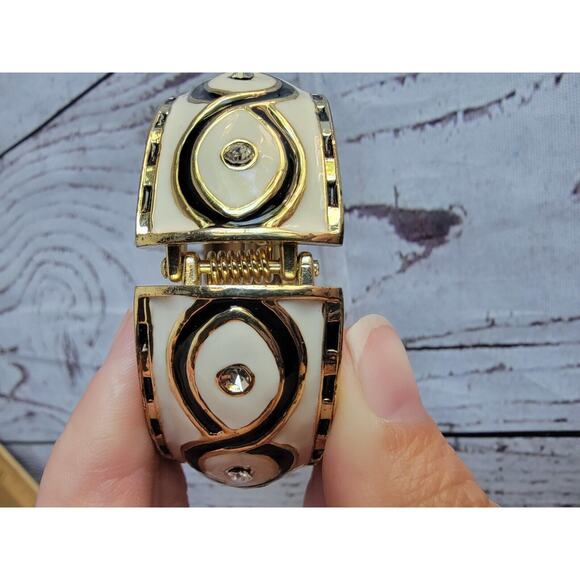 Black White Enamel Gem Hinged Bracelet Bangle Chunky Round Classic Fashion - Picture 4 of 7